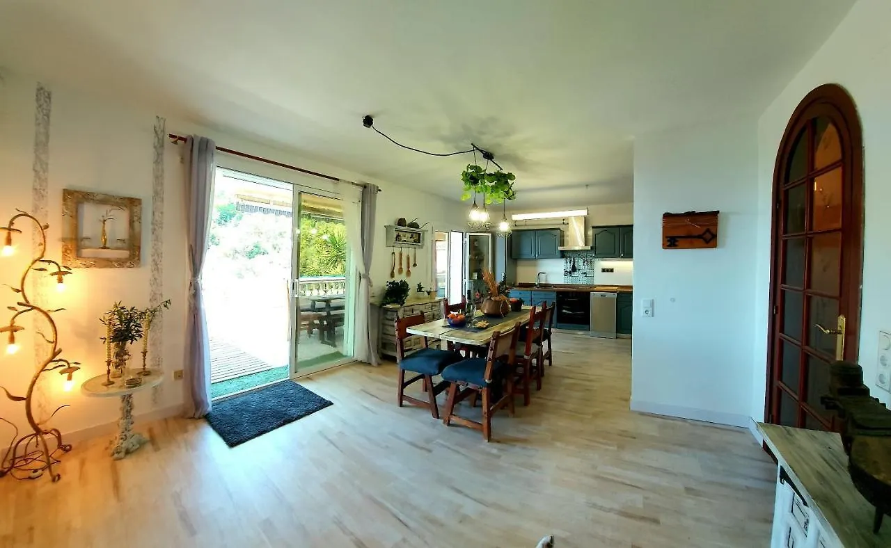 Prázdninový dům Villa Mar I Cel Con Jacuzzi Tossa de Mar Španělsko